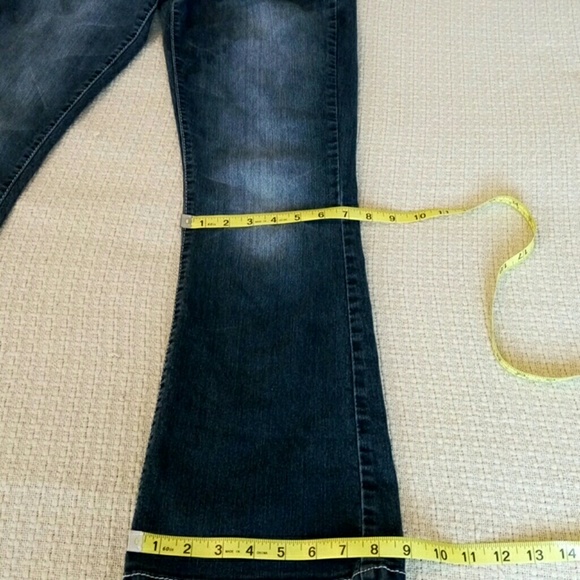 Women maurices Jean size 5/6 Short - Picture 7 of 8